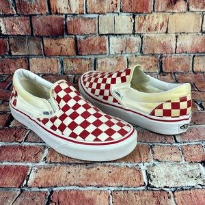 VANS CHECKERBOARD SLIP ON LOWTOP SHOES,  WOMANS SIZE 8 EUC